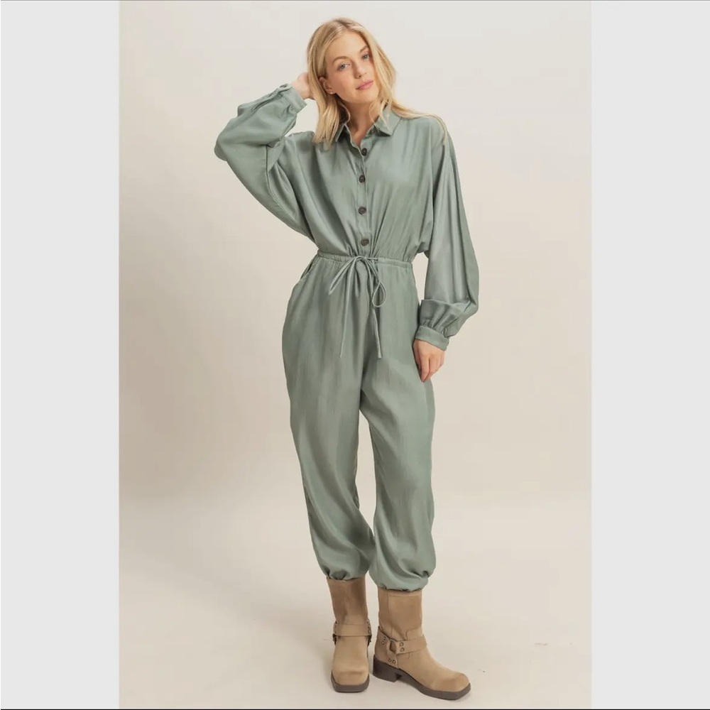 HYFVE Sage Green Button-Front Drawstring Jumpsuit - Picture 3 of 3